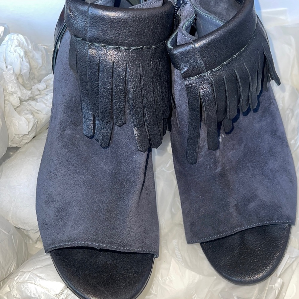 Delman New York Size 10 M Women’s Heels